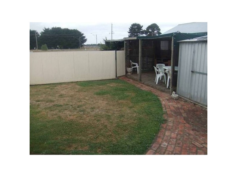 26A Cemetary Road, Cobden VIC 3266