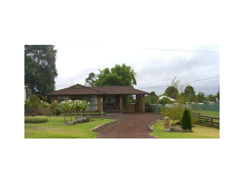 6 Robinson Street, Camperdown VIC 3260