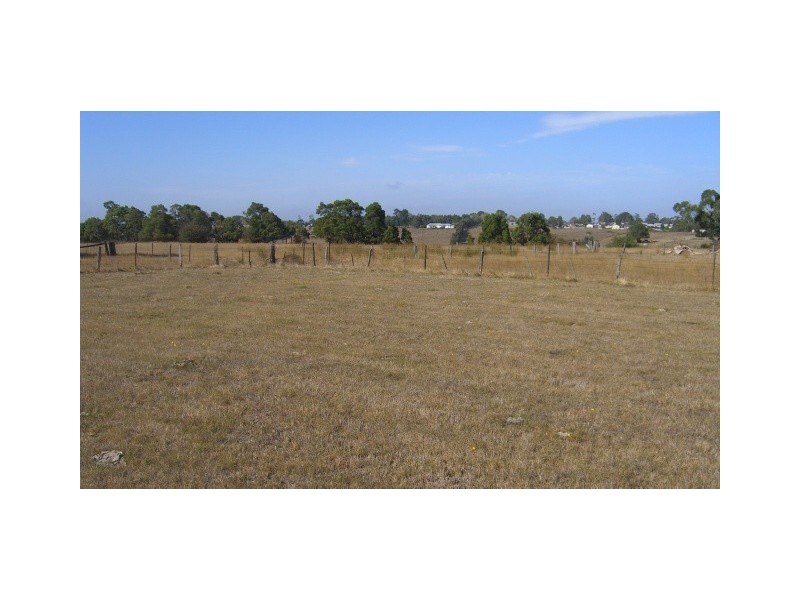 Mills Road, Cobden VIC 3266