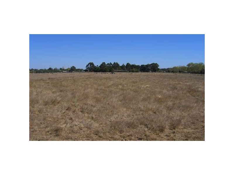 92 Lavers Hill – Cobden Road, Cobden VIC 3266