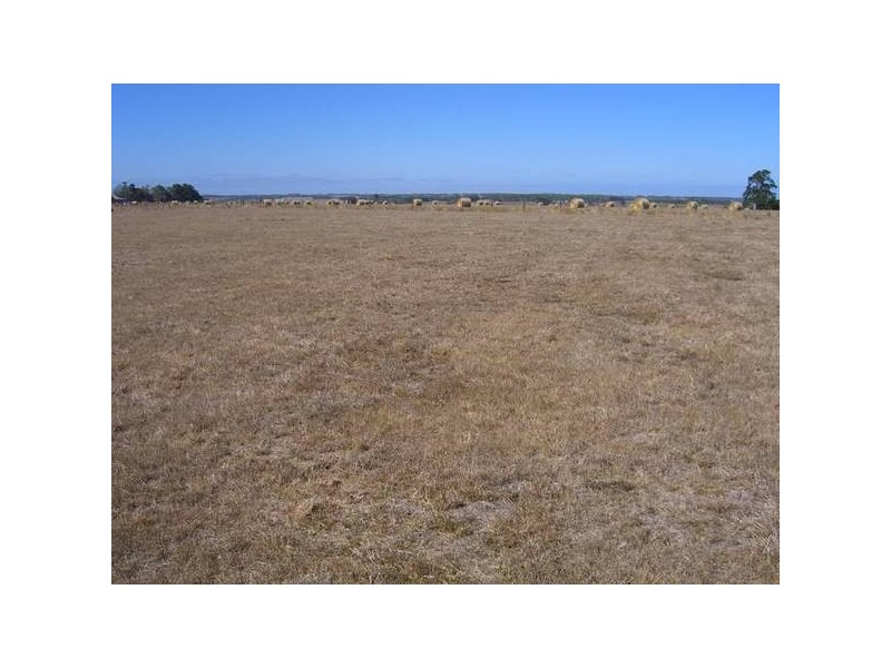 92 Lavers Hill – Cobden Road, Cobden VIC 3266