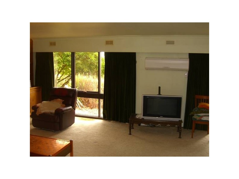 92 Curdievale Road & Leahy Street, Timboon VIC 3268