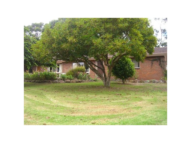 92 Curdievale Road & Leahy Street, Timboon VIC 3268