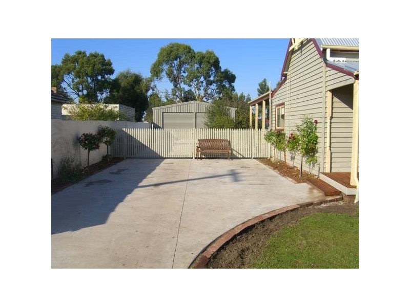 67 Parrott Street, Cobden VIC 3266