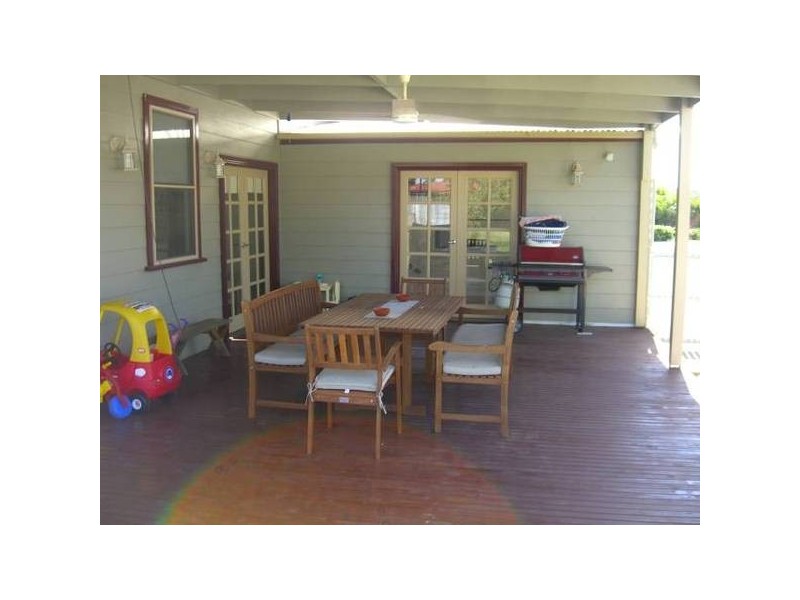 67 Parrott Street, Cobden VIC 3266