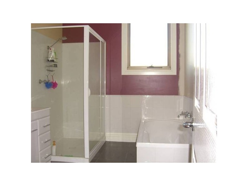 67 Parrott Street, Cobden VIC 3266