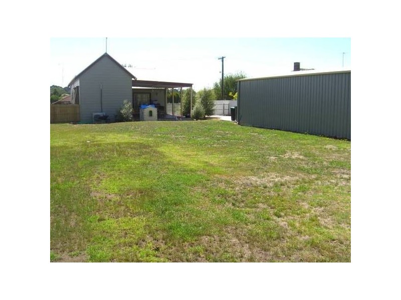 67 Parrott Street, Cobden VIC 3266