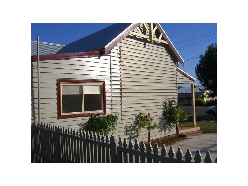 67 Parrott Street, Cobden VIC 3266