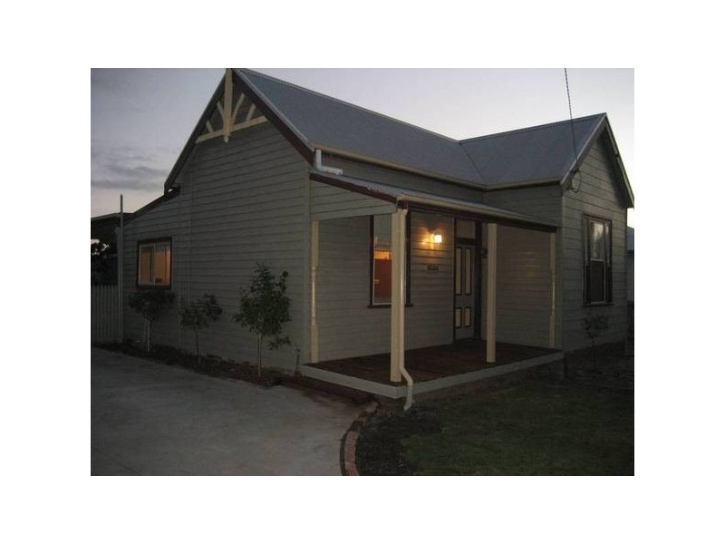 67 Parrott Street, Cobden VIC 3266