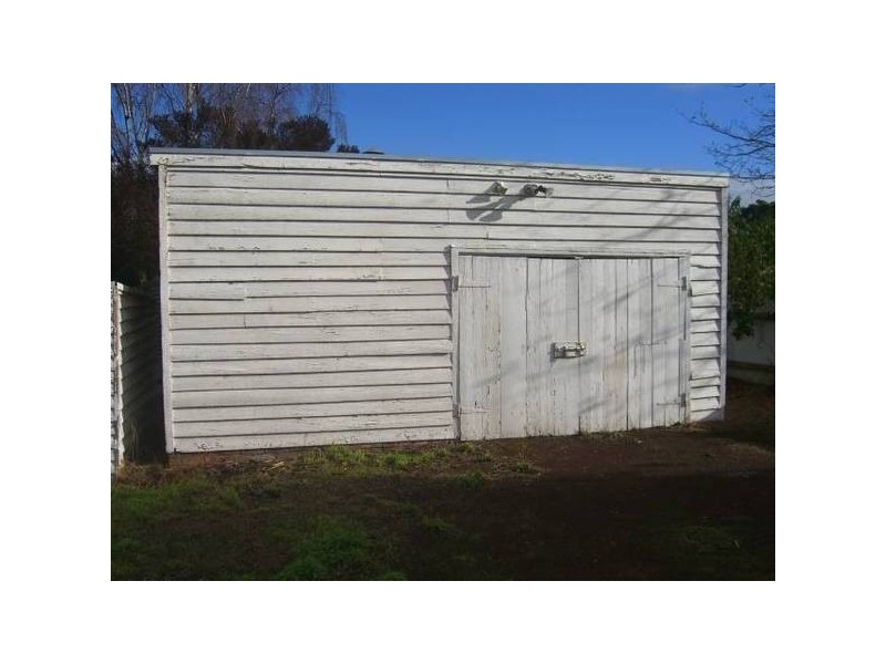 36 Peter Street, Cobden VIC 3266