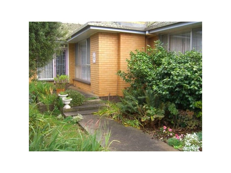 6 Peter Street, Cobden VIC 3266