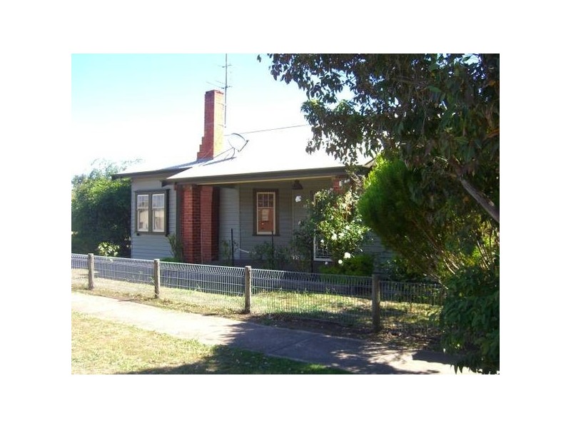 22 Parrott Street, Cobden VIC 3266