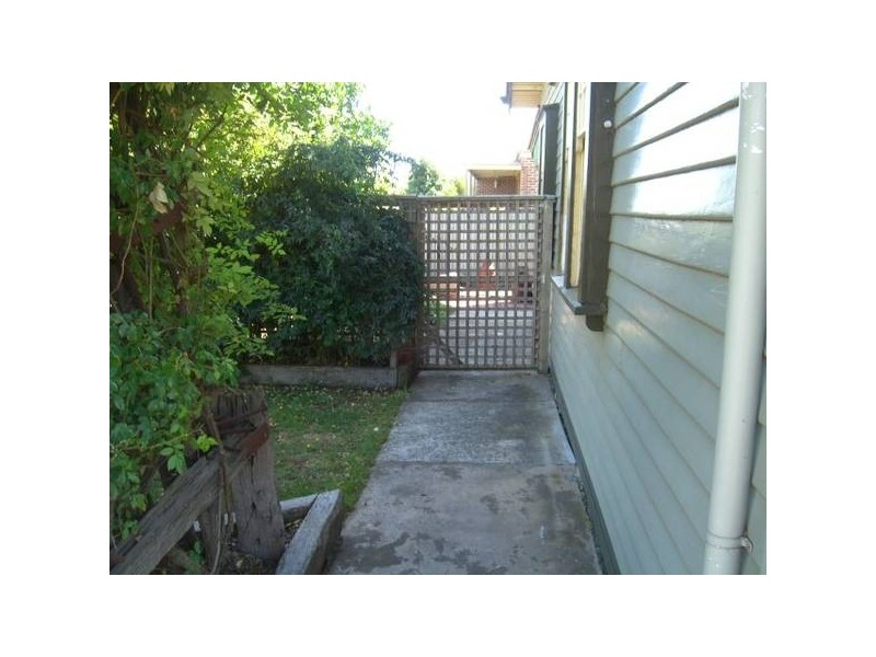 22 Parrott Street, Cobden VIC 3266