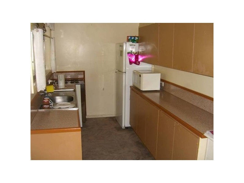 28 Tobruk Street, Cobden VIC 3266