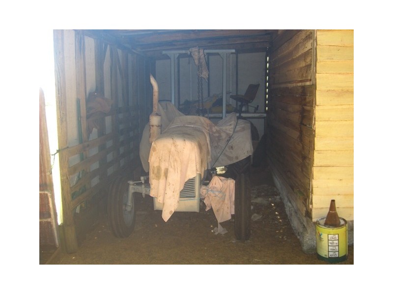 189 Nelsons Road, Elingamite VIC 3266