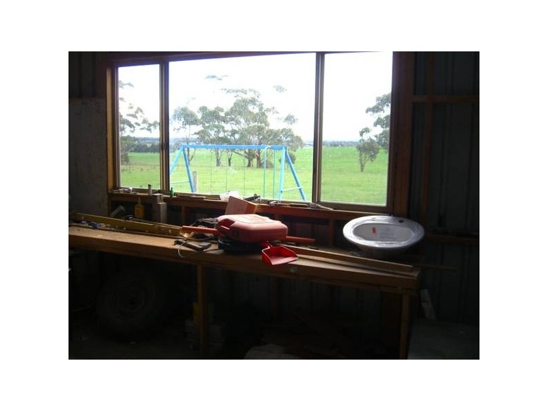 500 Cross Forest Road, Cobden VIC 3266