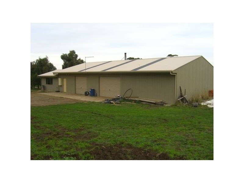 500 Cross Forest Road, Cobden VIC 3266