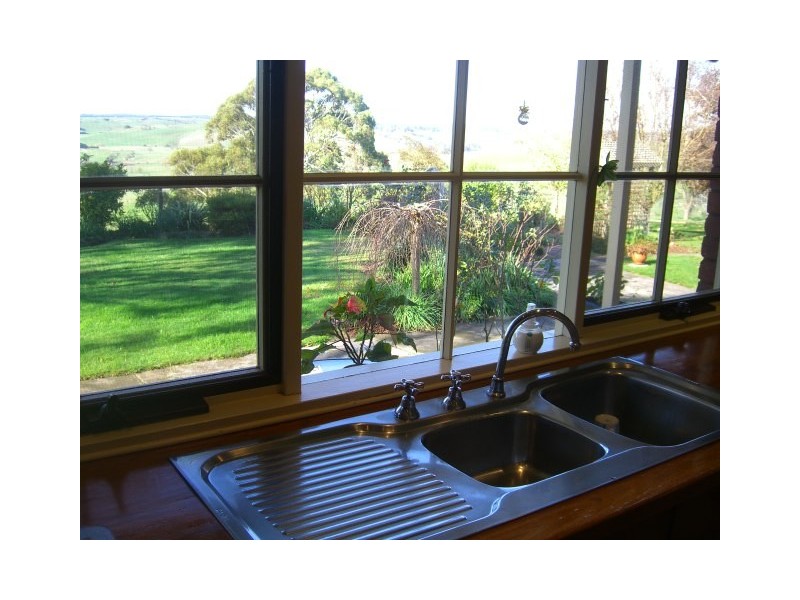 69 Cobden-Port Campbell Road, Cobden VIC 3266