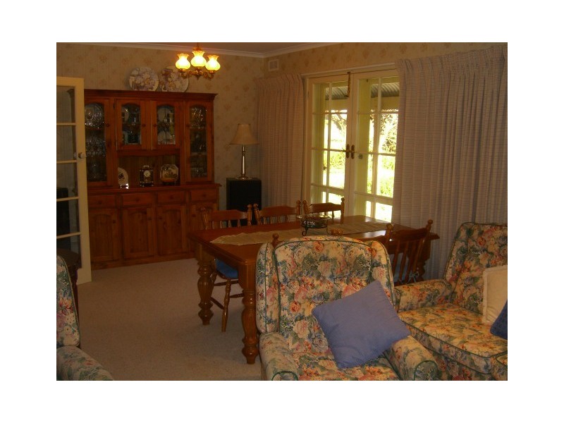 69 Cobden-Port Campbell Road, Cobden VIC 3266