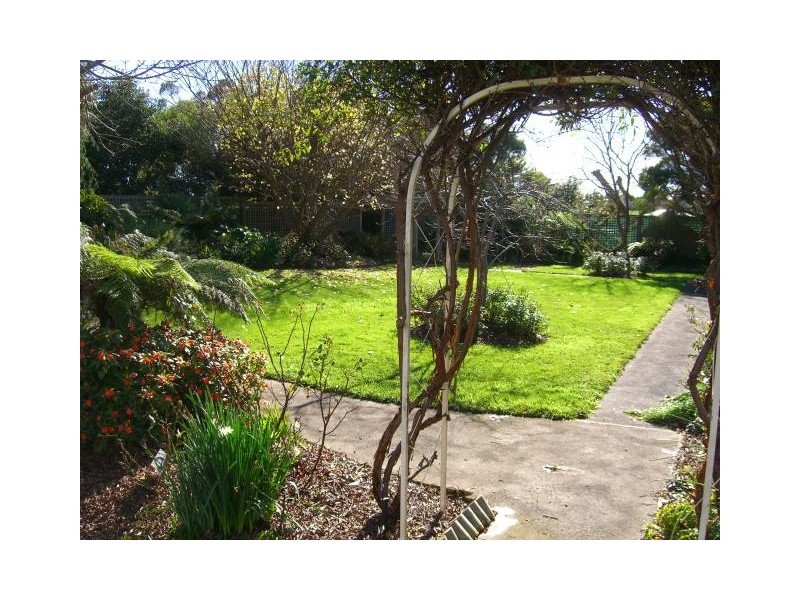 69 Cobden-Port Campbell Road, Cobden VIC 3266