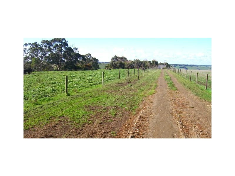 69 Cobden-Port Campbell Road, Cobden VIC 3266