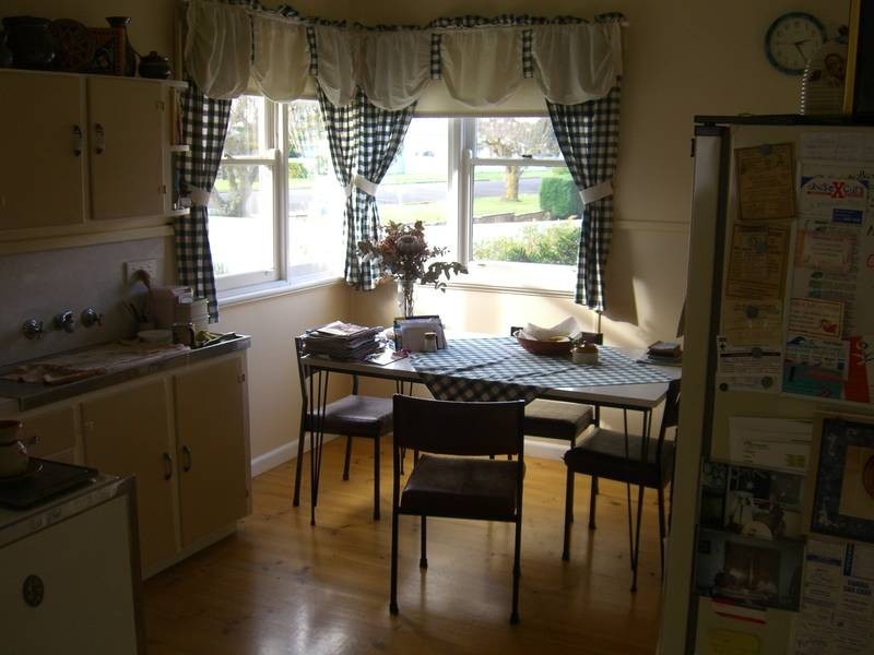 11 Parrott Street, Cobden VIC 3266