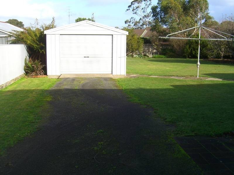 11 Parrott Street, Cobden VIC 3266