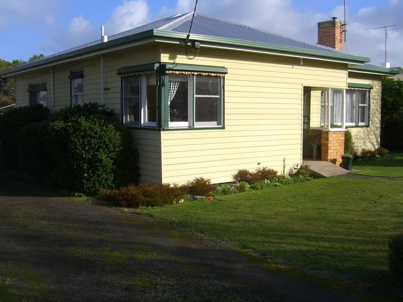 11 Parrott Street, Cobden VIC 3266