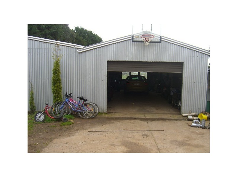 1947 Lavers Hill-Cobden Road, Simpson VIC 3266