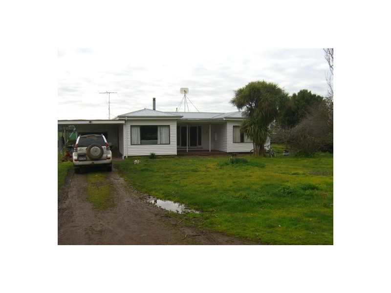 Cobden-Ecklin Road, Ecklin South VIC 3265