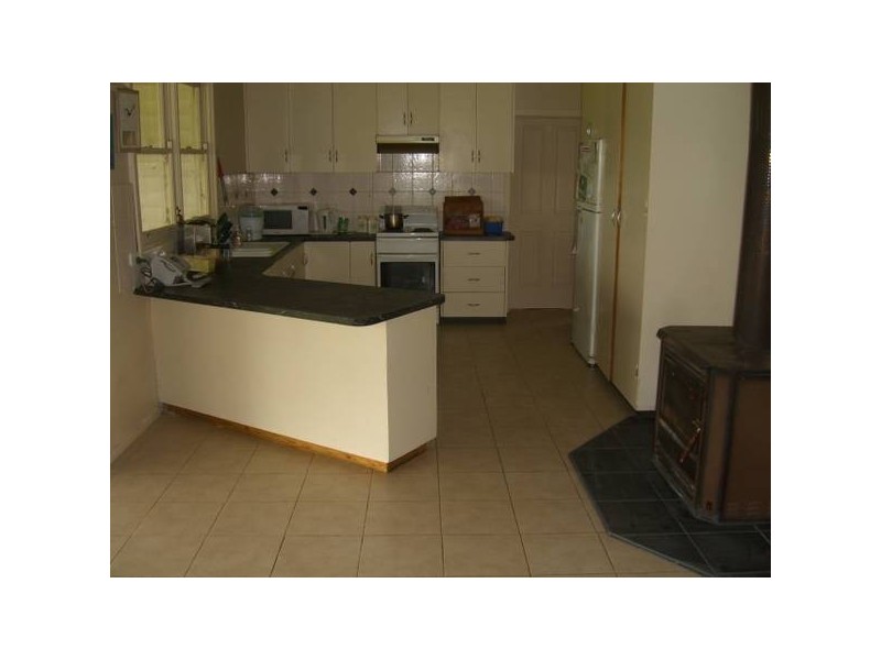 Cobden-Ecklin Road, Ecklin South VIC 3265