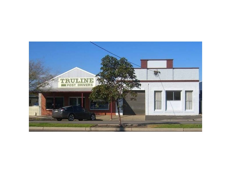 47 Curdie Street, Cobden VIC 3266