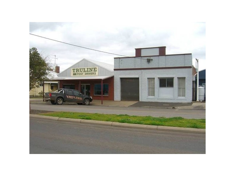 47 Curdie Street, Cobden VIC 3266