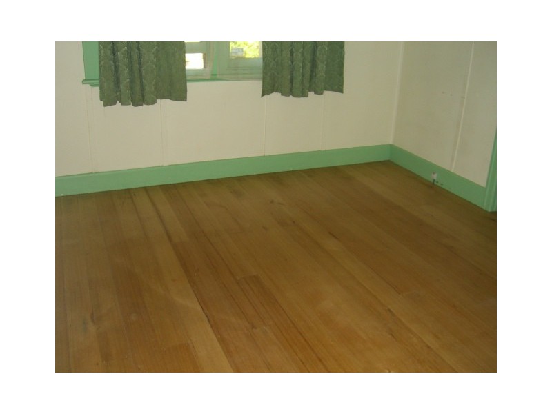 3 Cemetery Lane, Cobden VIC 3266