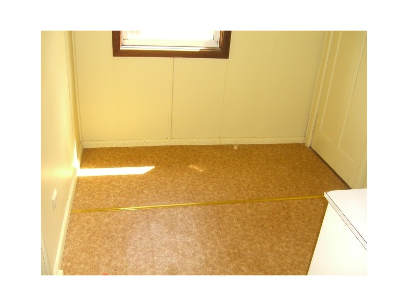 3 Cemetery Lane, Cobden VIC 3266