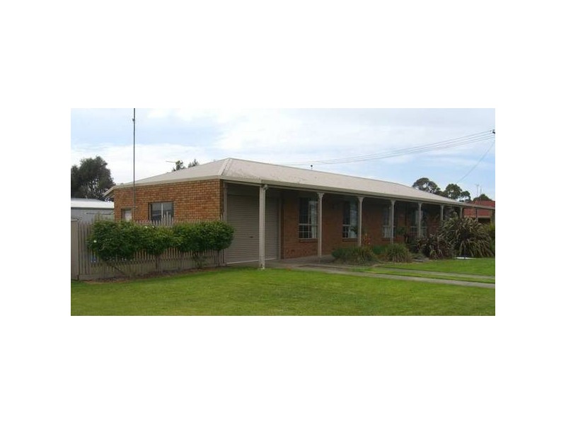 1 Orton Court, Cobden VIC 3266