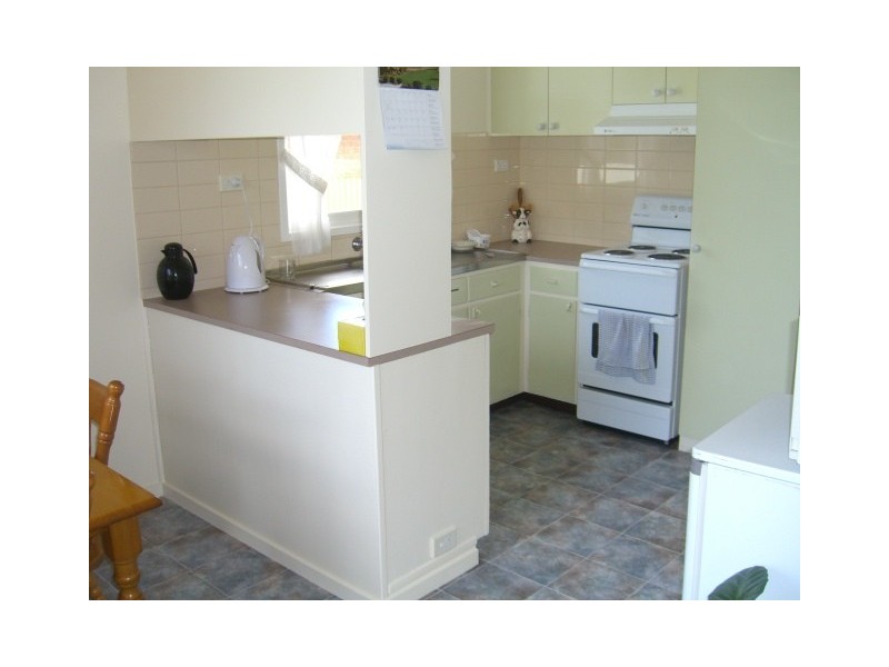 84 Parrott Street, Cobden VIC 3266