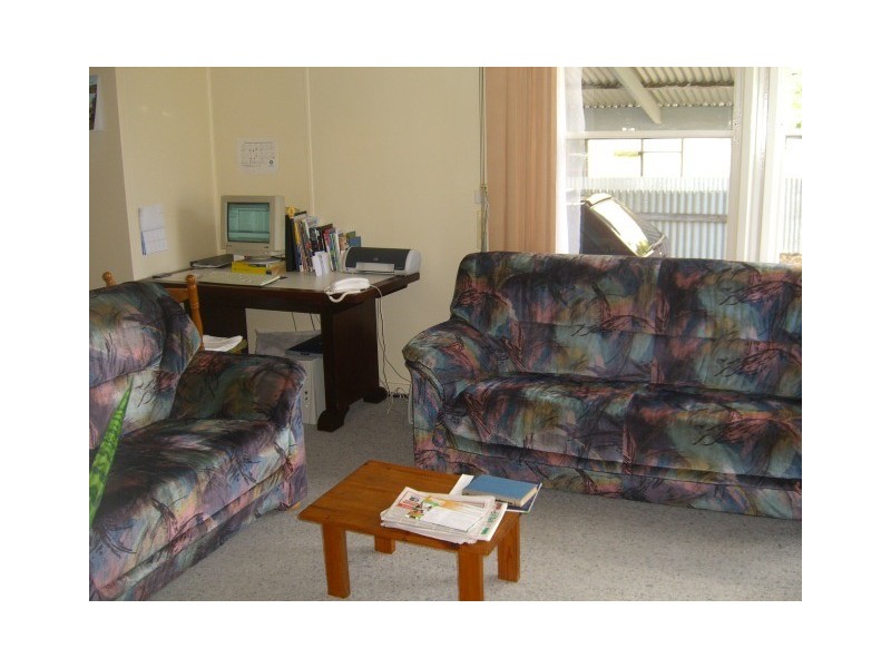 84 Parrott Street, Cobden VIC 3266