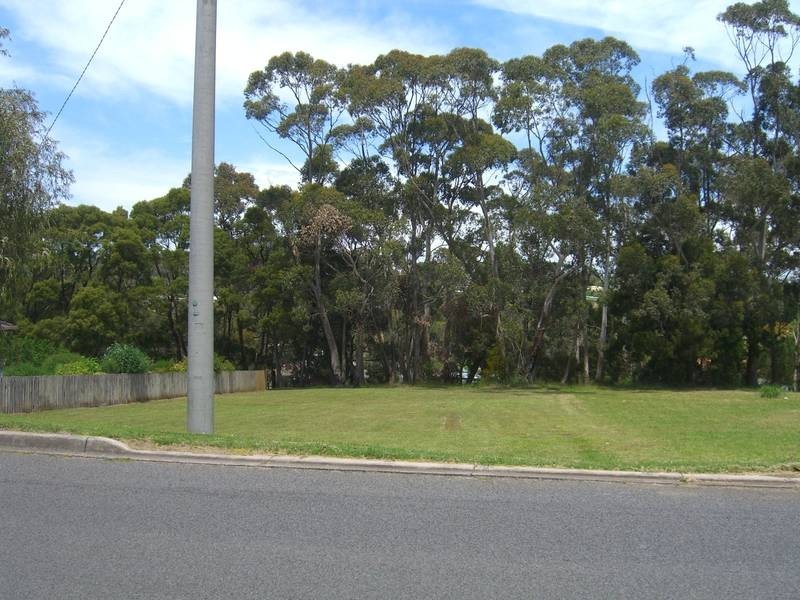 13 Dawson Street, Timboon VIC 3268