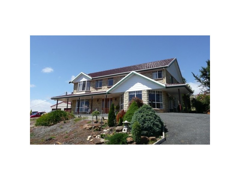 12 Clarke Street, Ulverstone TAS 7315