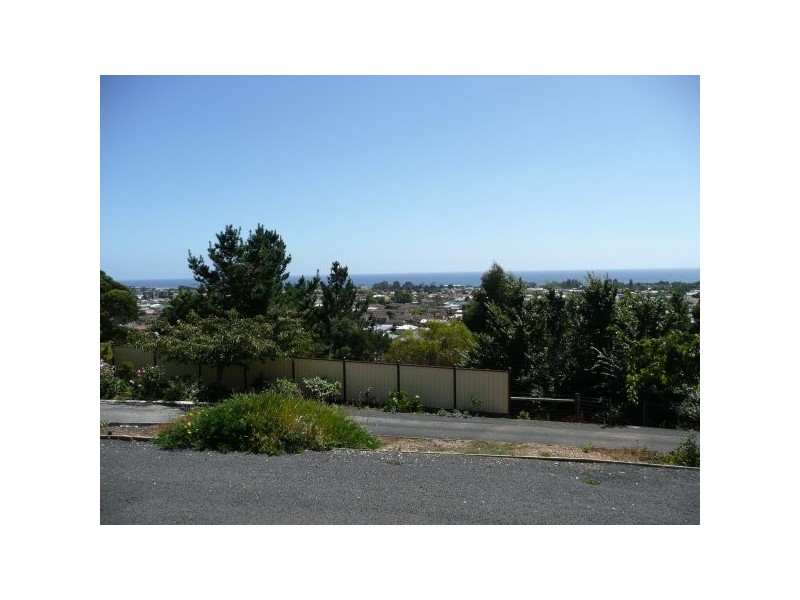 12 Clarke Street, Ulverstone TAS 7315