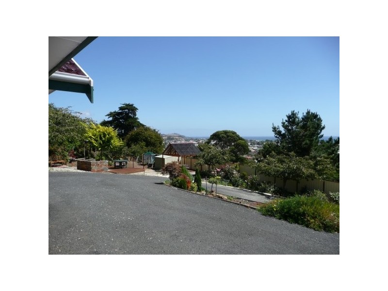 12 Clarke Street, Ulverstone TAS 7315