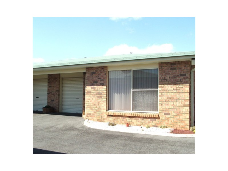 2/3 Riverside Avenue, Ulverstone TAS 7315