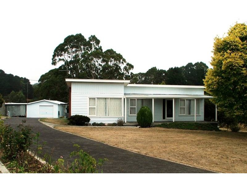 158 South Road, Penguin TAS 7316