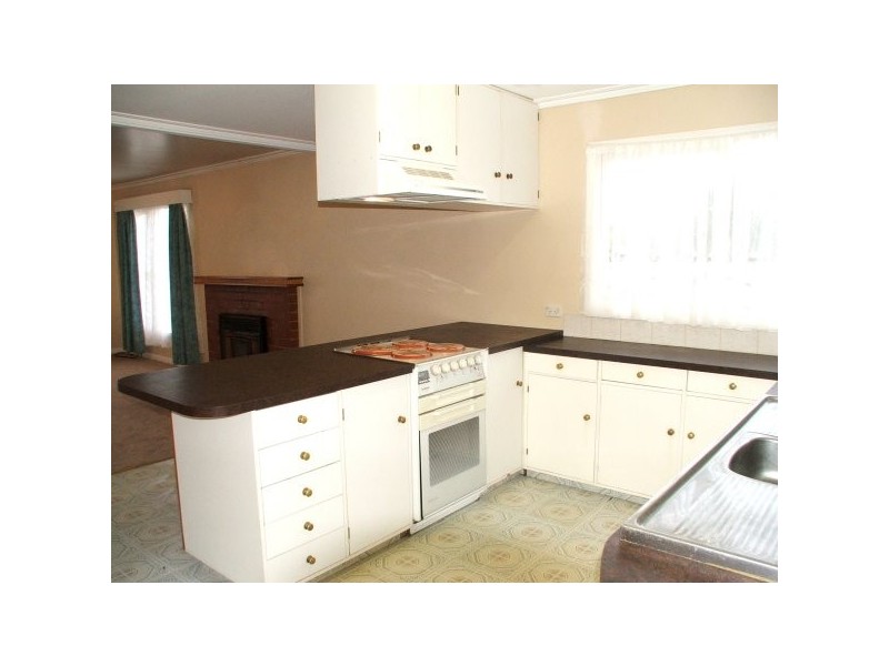158 South Road, Penguin TAS 7316