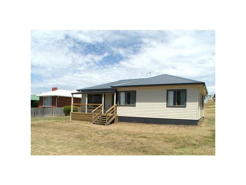 51 Alice Street, Ulverstone TAS 7315