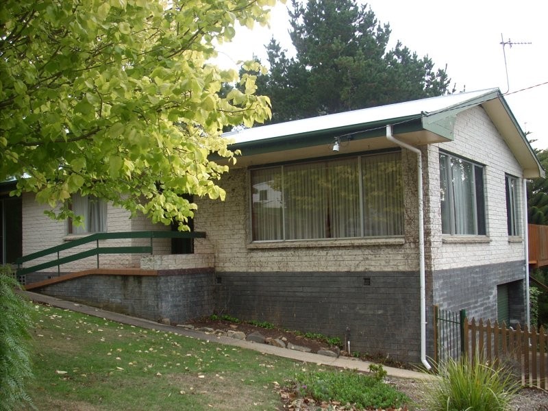 4 Ironcliffe Court, Penguin TAS 7316