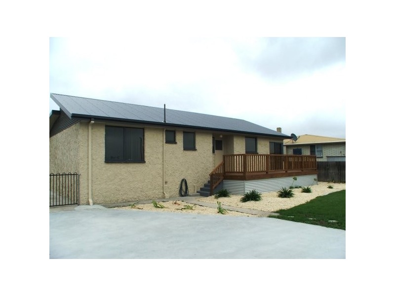 16 Tingha Way, Ulverstone TAS 7315