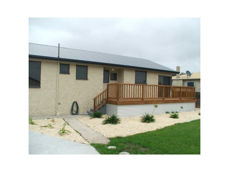 16 Tingha Way, Ulverstone TAS 7315