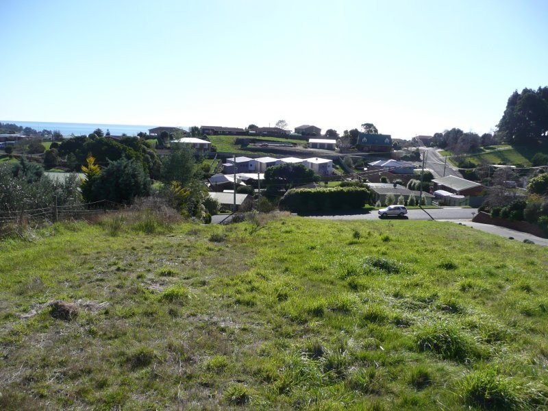 26 South Road, Penguin TAS 7316